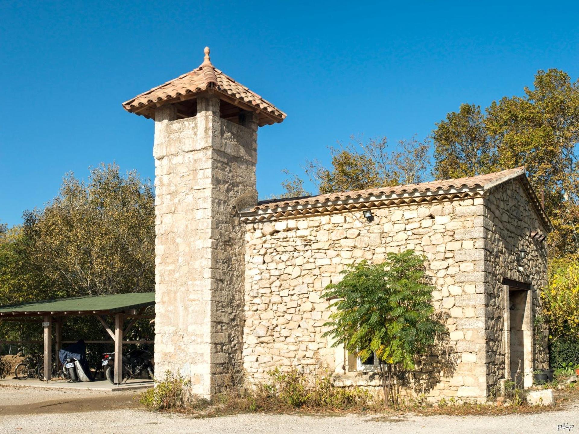 Chambres D'Hotes Avec Jacuzzi Et Piscine Au Mas De Cadoule Saint-Just  外观 照片
