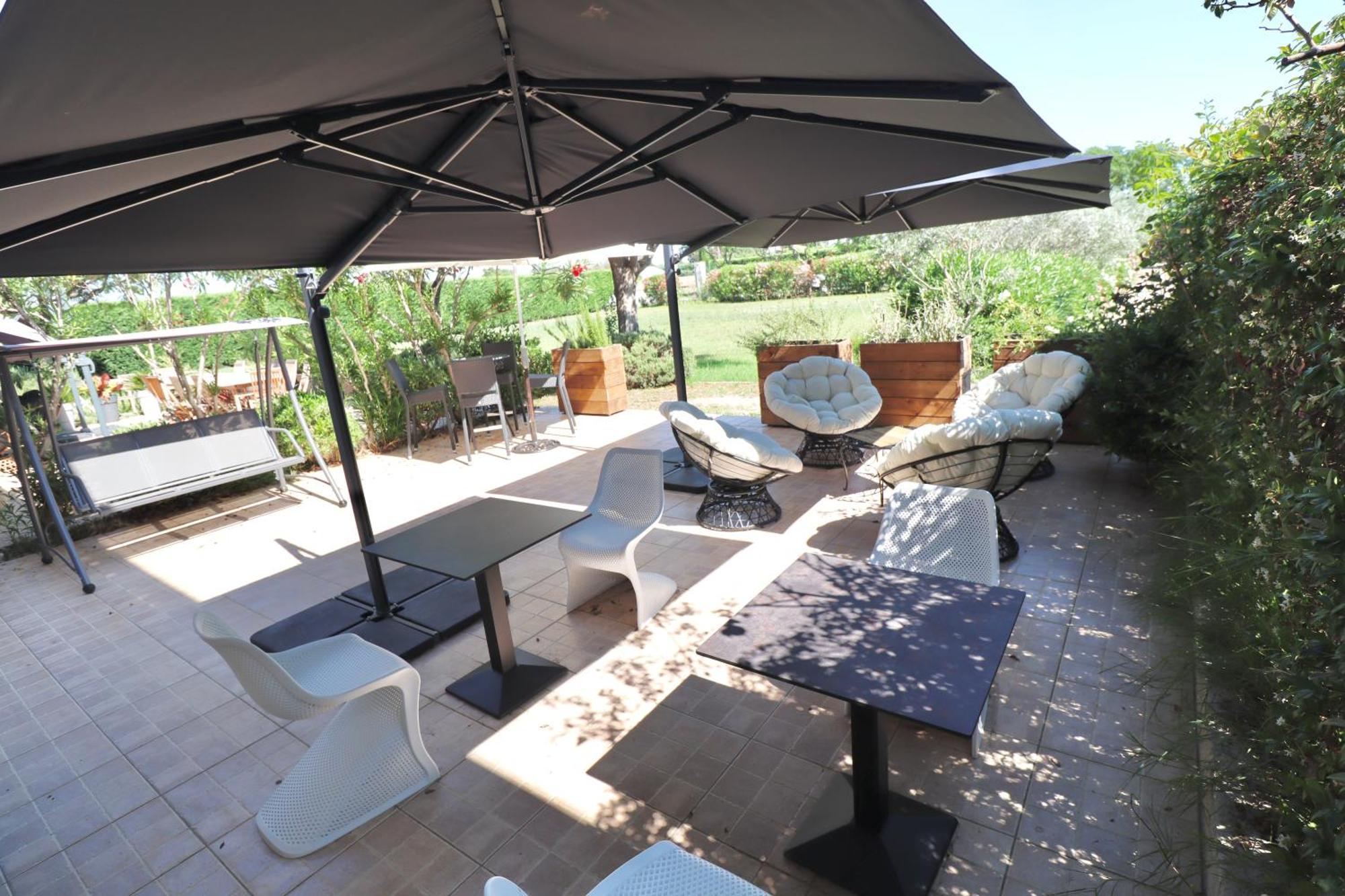 Chambres D'Hotes Avec Jacuzzi Et Piscine Au Mas De Cadoule Saint-Just  外观 照片