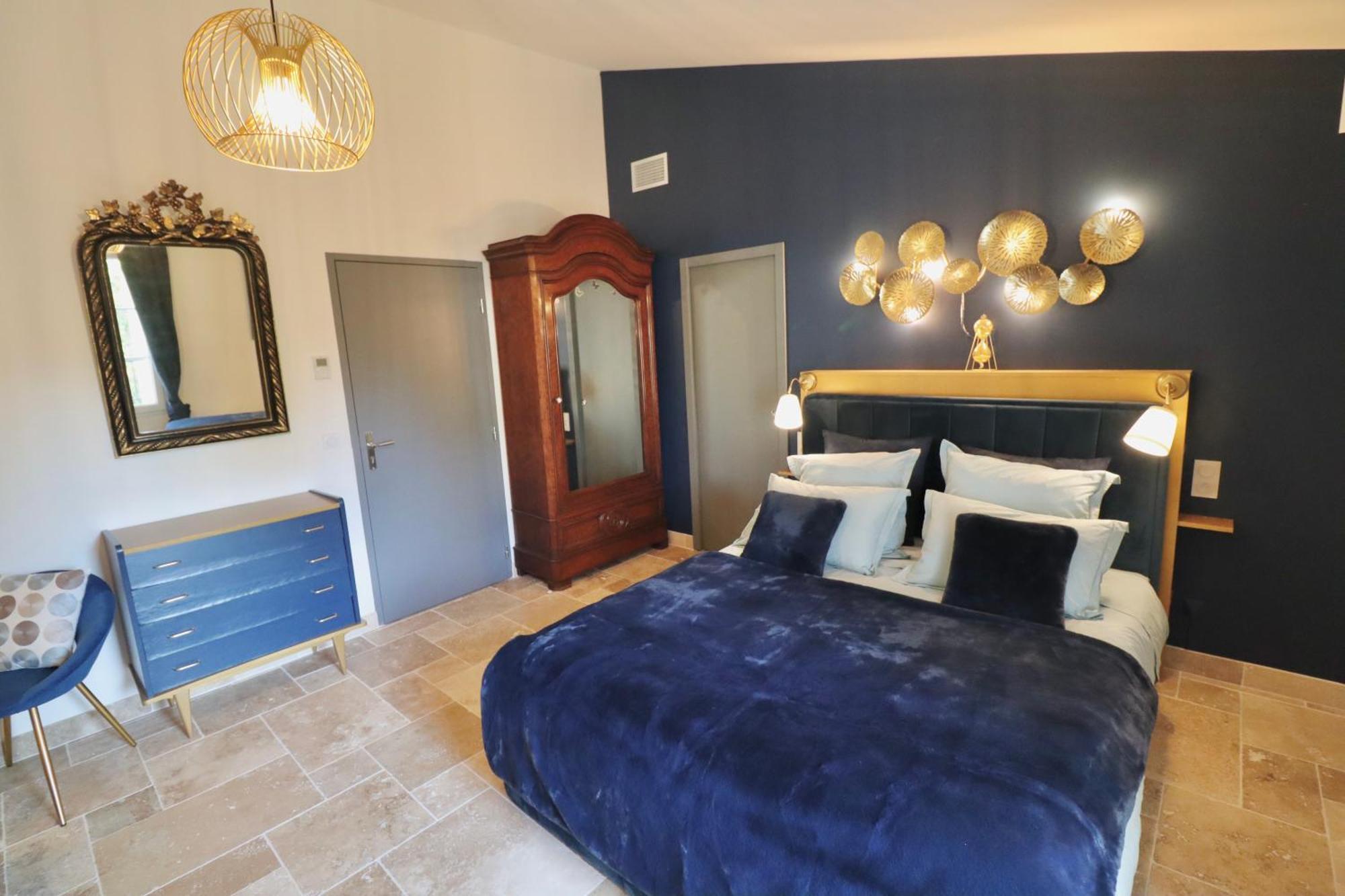 Chambres D'Hotes Avec Jacuzzi Et Piscine Au Mas De Cadoule Saint-Just  客房 照片